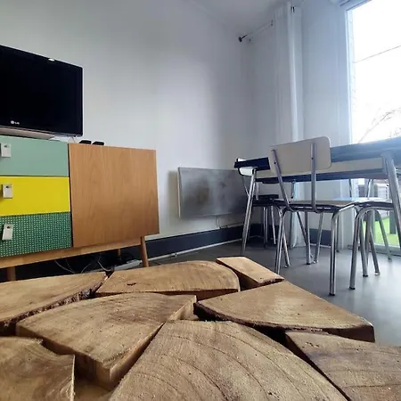 Apartment La Parenthese Geromoise, A Deux Pas De La Navette Pour Le *